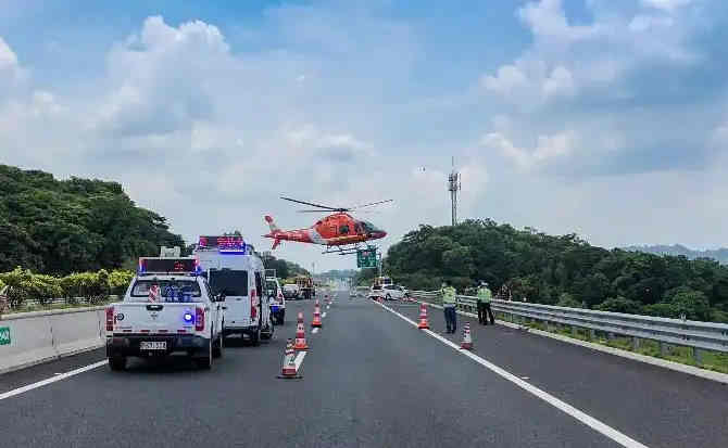姚安高速公路汽车救援案例
